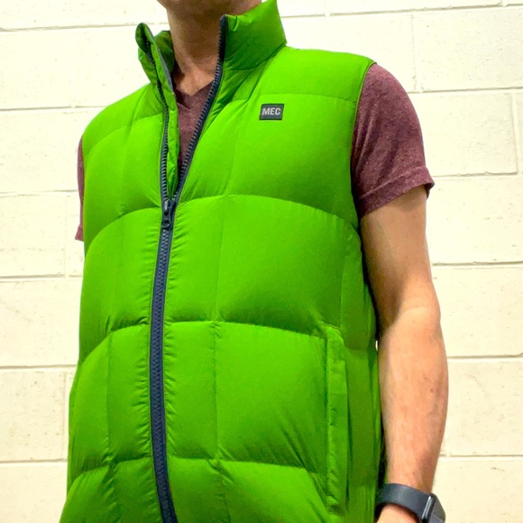 Canadian AF MEC Puffer Vest - Picture 2 of 3